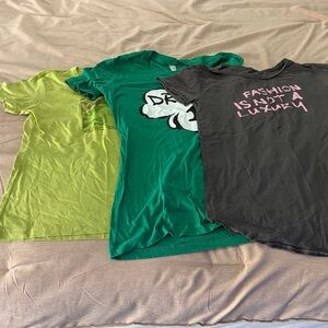 Womens Graphic Tee - Green & Charcoal Crewneck Pack